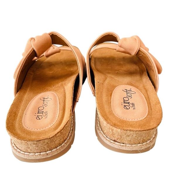 Eurosoft Golden Knot Sandal, size 7.5, tan. - Picture 8 of 10